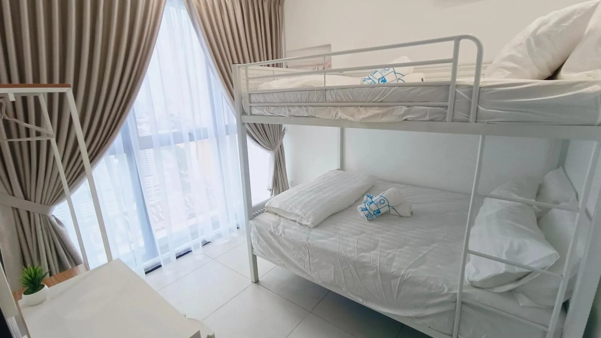 Apartament Infinity Pool, Urban Suites, Georgetown, 2 Car Parks By Star Home Malezja