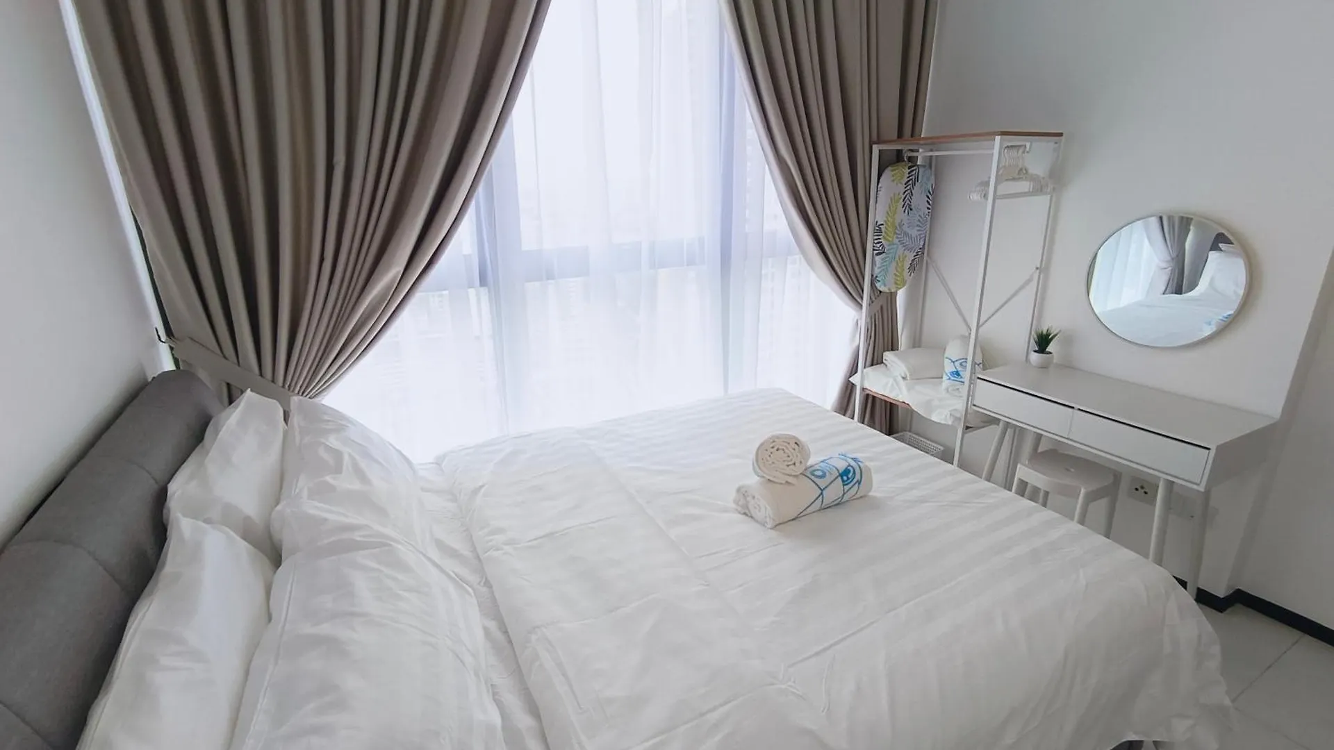 Apartament Infinity Pool, Urban Suites, Georgetown, 2 Car Parks By Star Home