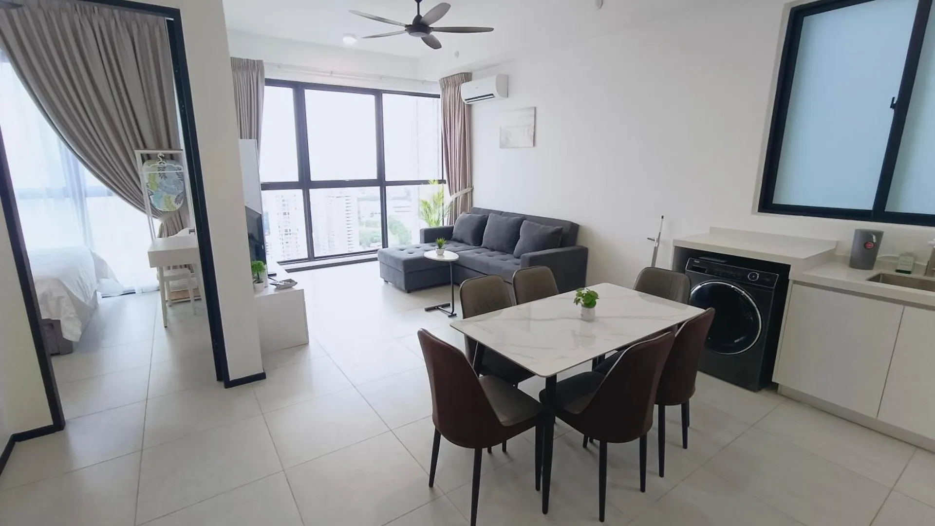 Infinity Pool, Urban Suites, Georgetown, 2 Car Parks By Star Home 0*, George Town Malezja